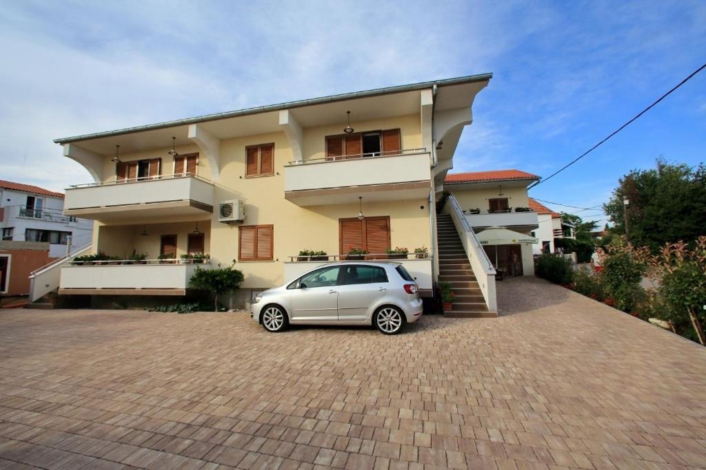 Apartments With A Parking Space Sukosan, Zadar - 16641 Exterior photo
